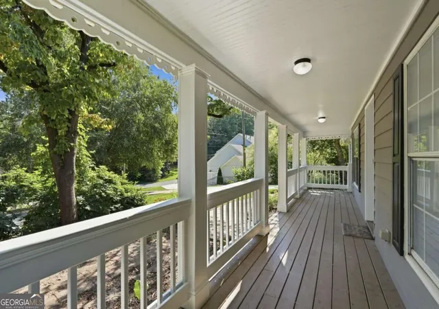 Photo 3 of Single family home for sale at 140 N Alexander St, Buford, GA 30518 | MLS# 10838327 | Listing updated on 2026-09-16