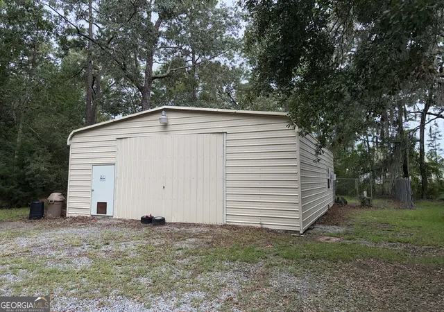 Photo 4 of Sale Pending at 637 Kings Rd, Midway, GA 31320 | MLS# 10837973 | Listing updated on 2026-09-17