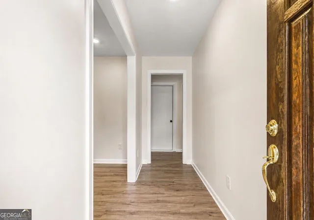 Photo 3 of Single family home for sale at 231 Suburban Dr, Kennesaw, GA 30144 | MLS# 10839870 | Listing updated on 2026-09-24