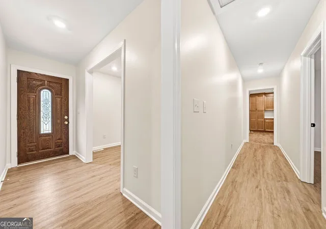 Photo 3 of Single family home for sale at 231 Suburban Dr, Kennesaw, GA 30144 | MLS# 10839870 | Listing updated on 2026-10-28