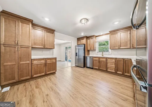 Photo 4 of Single family home for sale at 231 Suburban Dr, Kennesaw, GA 30144 | MLS# 10839870 | Listing updated on 2026-10-28