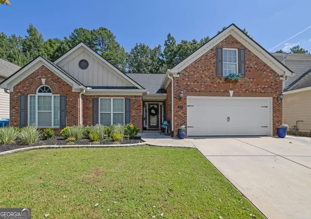Photo 2 of Single family home for sale at 2003 Jameson Cir, Lawrenceville, GA 30043 | MLS# 10844239 | Listing updated on 2026-09-20