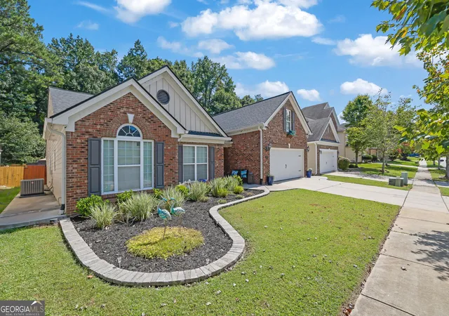 Photo 3 of Single family home for sale at 2003 Jameson Cir, Lawrenceville, GA 30043 | MLS# 10844239 | Listing updated on 2026-09-20