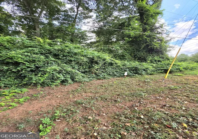 Photo 2 of Sale Pending at 546 Dixon St, Scottdale, GA 30079 | MLS# 10844465 | Listing updated on 2026-09-14
