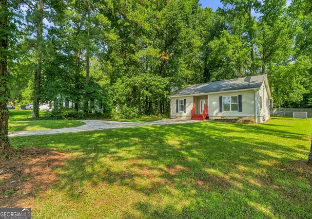 Photo 2 of Single family home for sale at 4451 Ben Hl Rd, Lithia Springs, GA 30122 | MLS# 10842072 | Listing updated on 2026-09-14