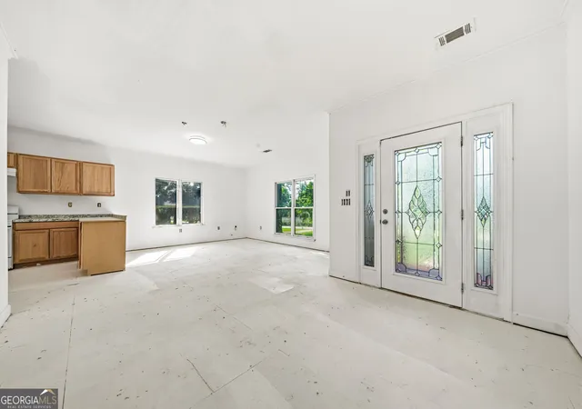 Photo 2 of Single family home for sale at 4451 Ben Hl Rd, Lithia Springs, GA 30122 | MLS# 10842072 | Listing updated on 2026-09-14