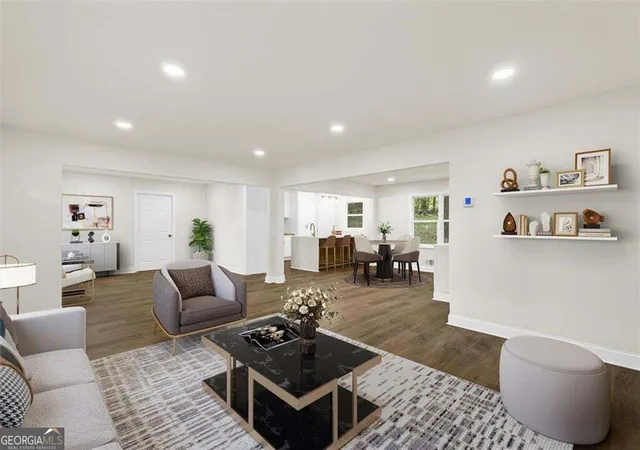 Photo 3 of Single family home for sale at 650 Bolton Rd Nw, Atlanta, GA 30331 | MLS# 10845684 | Listing updated on 2026-09-25