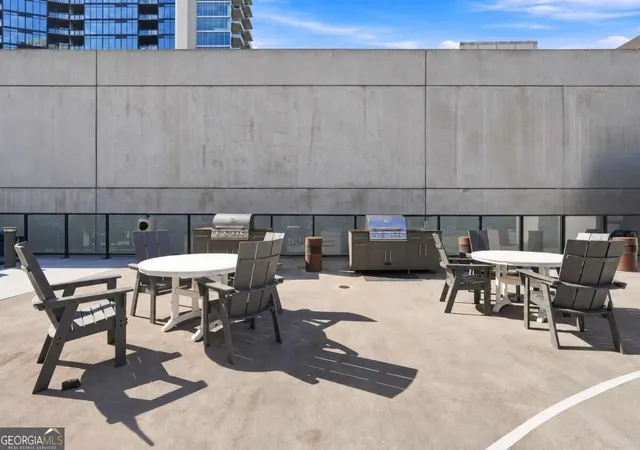 Listing Photo 2 - Condo for sale in building located at 1280 W Peachtree St Nw, Atlanta, GA 30309 - Unit #3001
