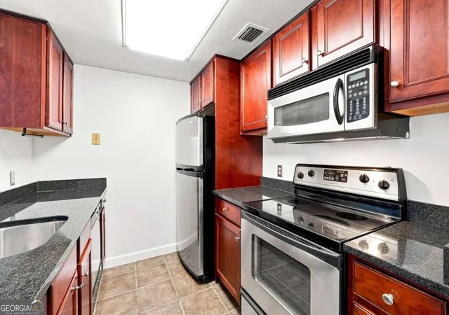 Photo 4 of Condo for sale at 1280 W Peachtree St NW #3001, Atlanta, GA 30309 | MLS# 10844826 | Listing updated on 2026-09-14