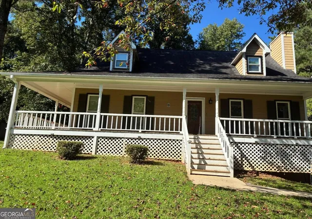 Photo 1 of Single family home for sale at 34 Bedford Ct, Douglasville, GA 30134 | MLS# 10842929 | Listing updated on 2026-09-15