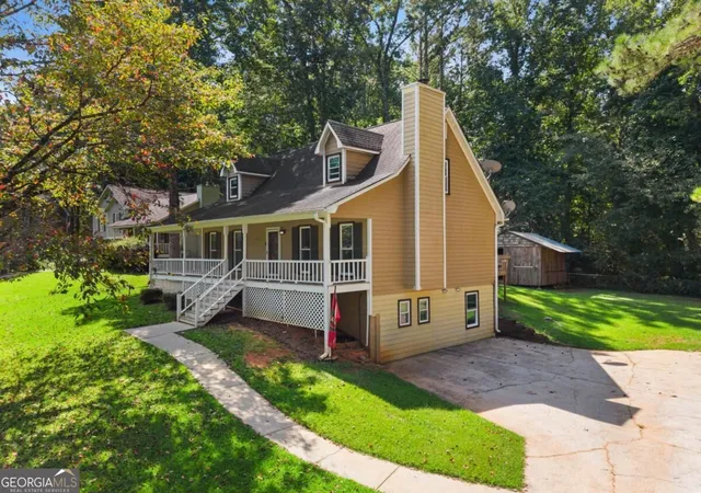 Photo 2 of Single family home for sale at 34 Bedford Ct, Douglasville, GA 30134 | MLS# 10842929 | Listing updated on 2026-09-15