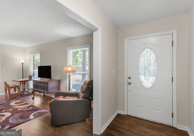 Photo 2 of Sale Pending at 6401 E Glen Rd, Lithonia, GA 30038 | MLS# 10844090 | Listing updated on 2026-09-22