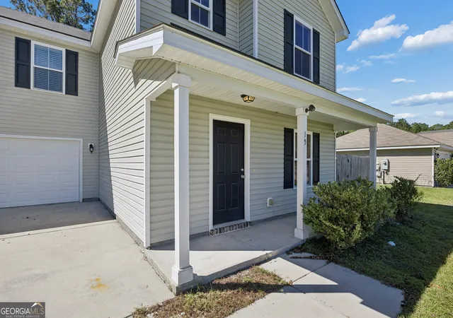 Photo 3 of Single family home for sale at 15 Farrington Cir, Guyton, GA 31312 | MLS# 10873254 | Listing updated on 2026-10-28