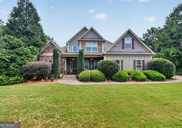 Photo 1 of Single family home for sale at 25 Magnolia Pl Ct, Senoia, GA 30276 | MLS# 10624784 | Listing updated on 2026-09-04