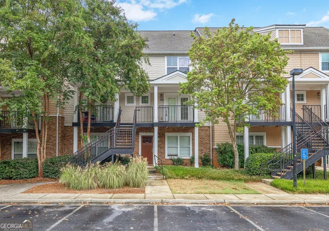 Condo for sale at 1035 Barnett Shls Rd #APT 931, Athens, GA 30605 | MLS# 10852830
