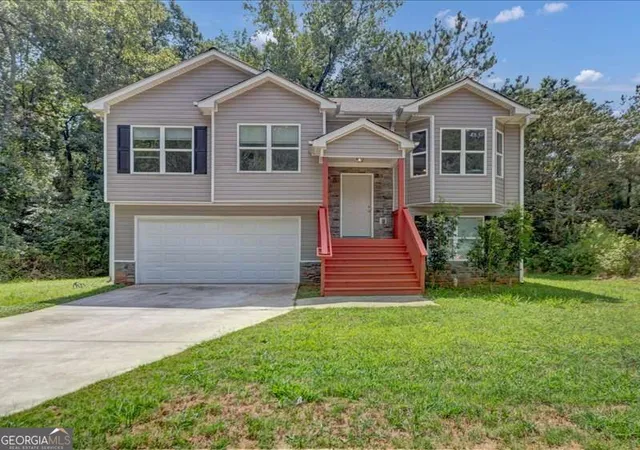 Photo 2 of Single family home for sale at 570 Bethany Ct, Athens, GA 30606 | MLS# 10840797 | Listing updated on 2026-09-06
