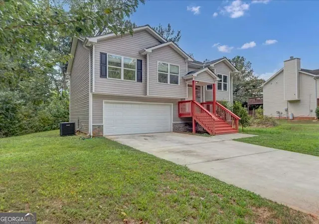 Photo 3 of Single family home for sale at 570 Bethany Ct, Athens, GA 30606 | MLS# 10840797 | Listing updated on 2026-09-06