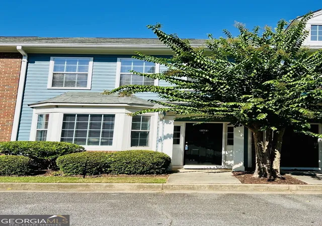 Photo 2 of Townhouse for sale at 374 Pine Hl Pl, Norcross, GA 30093 | MLS# 10841879 | Listing updated on 2026-09-08