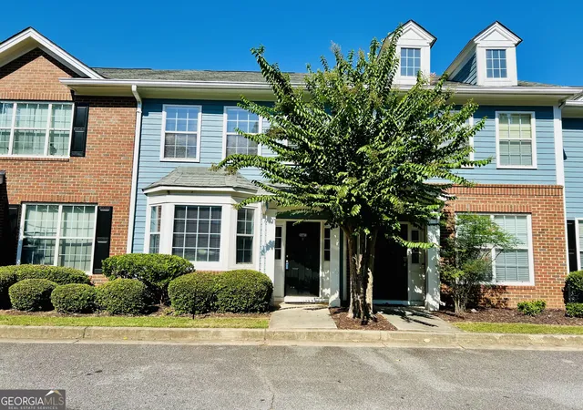 Photo 3 of Townhouse for sale at 374 Pine Hl Pl, Norcross, GA 30093 | MLS# 10841879 | Listing updated on 2026-09-08