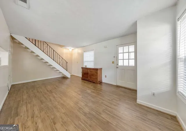Photo 3 of Condo for sale at 1313 Surrey Ln SW, Marietta, GA 30008 | MLS# 10837417 | Listing updated on 2026-09-15