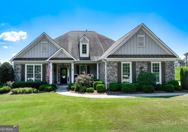 Photo 2 of Single family home for sale at 6623 Trl Side Dr, Flowery Branch, GA 30542 | MLS# 10837338 | Listing updated on 2026-09-17