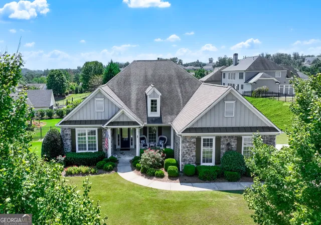 Photo 4 of Single family home for sale at 6623 Trl Side Dr, Flowery Branch, GA 30542 | MLS# 10837338 | Listing updated on 2026-09-17