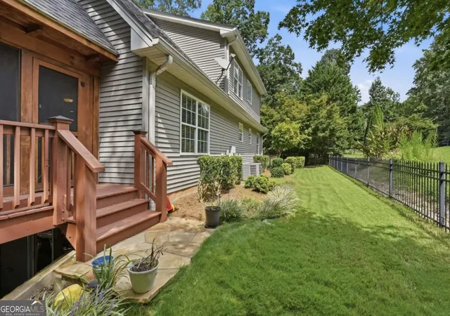 Photo 4 of Single family home for sale at 3056 Clear Cvs Way, Gainesville, GA 30506 | MLS# 10840268 | Listing updated on 2026-09-14
