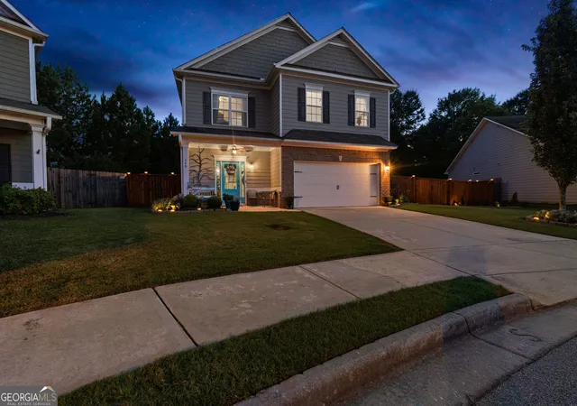 Photo 4 of Single family home for sale at 149 Thomaston St, Newnan, GA 30263 | MLS# 10834195 | Listing updated on 2026-10-09