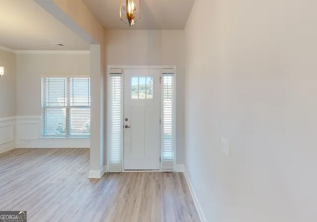 Photo 3 of Single family home for sale at 1035 Holliday Pass, Griffin, GA 30223 | MLS# 10850912 | Listing updated on 2026-10-06