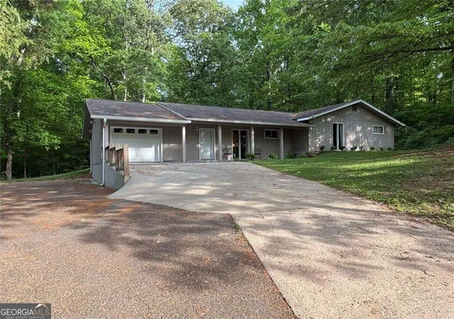 Photo 2 of Single family home for sale at 183 Barker Rd Sw, Rome, GA 30165 | MLS# 10696456 | Listing updated on 2026-09-11