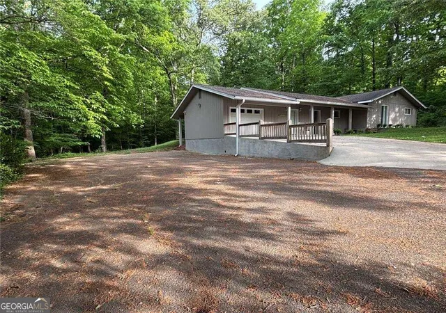Photo 3 of Single family home for sale at 183 Barker Rd Sw, Rome, GA 30165 | MLS# 10696456 | Listing updated on 2026-09-11