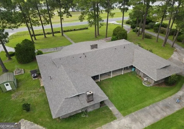 Photo 2 of Single family home for sale at 201 W Meadowlake Pkwy, Swainsboro, GA 30401 | MLS# 10880309 | Listing updated on 2026-10-28