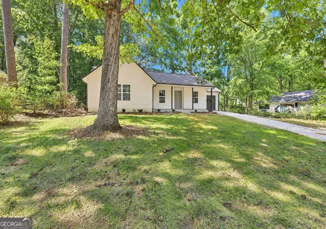 Photo 3 of Sale Pending at 116 Richard Way, Stockbridge, GA 30281 | MLS# 10849065 | Listing updated on 2026-10-03