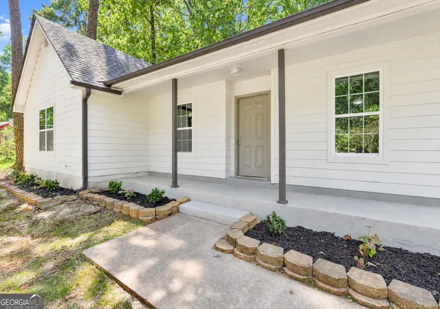 Photo 4 of Sale Pending at 116 Richard Way, Stockbridge, GA 30281 | MLS# 10849065 | Listing updated on 2026-10-03