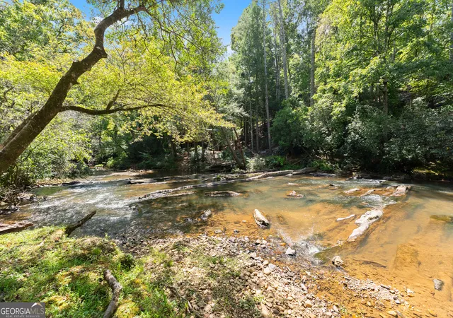 Photo 2 of Single family home for sale at 1366 Deer Woods Trl, Cleveland, GA 30528 | MLS# 10844950 | Listing updated on 2026-10-06