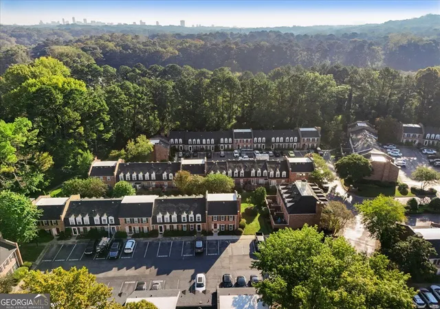 Photo 3 of Sale Pending at 16 Palace Green Pl NW, Atlanta, GA 30318 | MLS# 10871846 | Listing updated on 2026-10-28