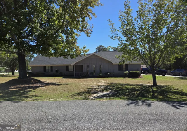Photo 2 of Single family home for sale at 1603 Fortune Ct, Vidalia, GA 30474 | MLS# 10853668 | Listing updated on 2026-09-25
