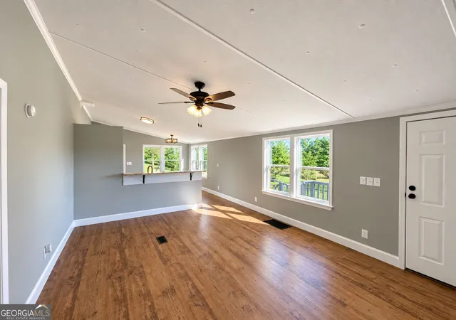 Photo 3 of Sale Pending at 210 Betsy Ln, Rossville, GA 30741 | MLS# 10842891 | Listing updated on 2026-09-11
