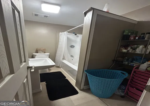 Photo 3 of Single family home for sale at 1123 Scotland Ave, Macon, GA 31204 | MLS# 10837228 | Listing updated on 2026-09-15