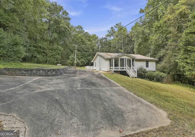 Photo 3 of Single family home for sale at 58 Sardis Church Rd, Newnan, GA 30263 | MLS# 10844139 | Listing updated on 2026-09-12
