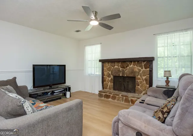 Photo 2 of Single family home for sale at 5003 Abbey Ln Sw, Lilburn, GA 30047 | MLS# 10814612 | Listing updated on 2026-09-17