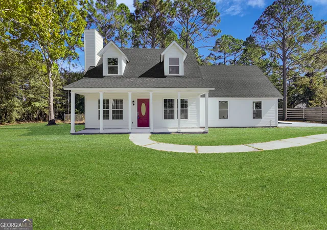 Photo 2 of Single family home for sale at 648 Honey Ridge Ln, Hinesville, GA 31313 | MLS# 10848246 | Listing updated on 2026-09-23