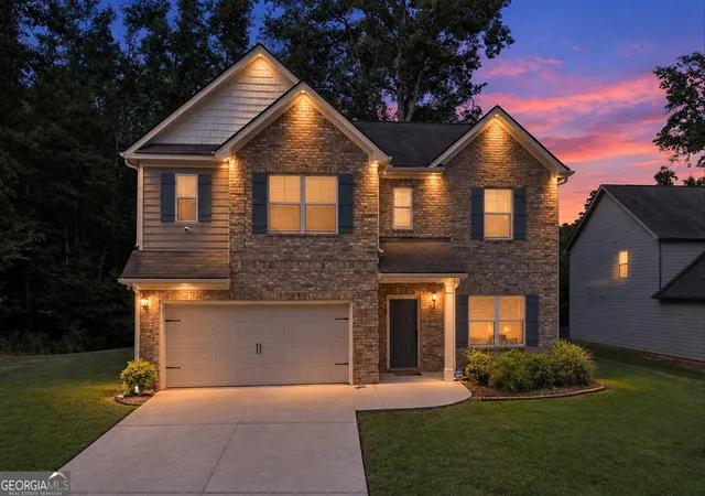 Photo 1 of Single family home for sale at 4950 Zoya Ct Sw, Atlanta, GA 30331 | MLS# 10852277 | Listing updated on 2026-09-24