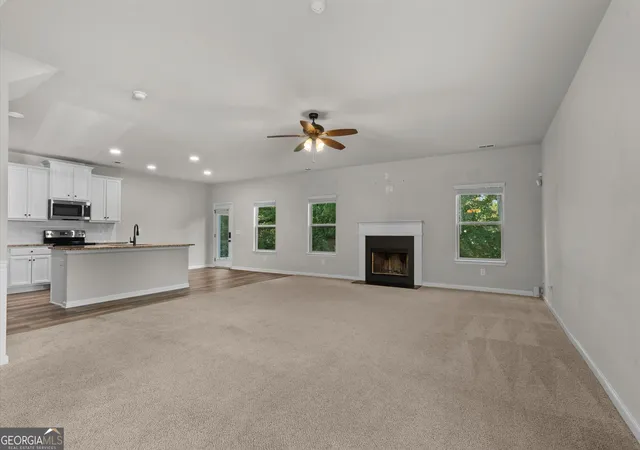 Photo 3 of Single family home for sale at 4950 Zoya Ct Sw, Atlanta, GA 30331 | MLS# 10852277 | Listing updated on 2026-09-24