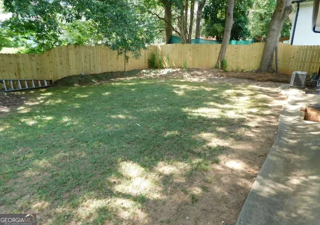 Photo 32 of Single family home for sale at 195 W Lake Dr Nw, Atlanta, GA 30314 | MLS# 10840773 | Listing updated on 2026-09-08
