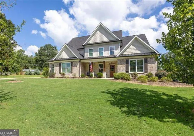 Photo 4 of Single family home for sale at 4590 Franklin Goldmine Rd, Cumming, GA 30028 | MLS# 10840145 | Listing updated on 2026-09-18