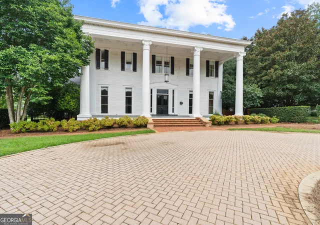 Photo 4 of Single family home for sale at 617 Dixie Ave, Madison, GA 30650 | MLS# 10871995 | Listing updated on 2026-10-27