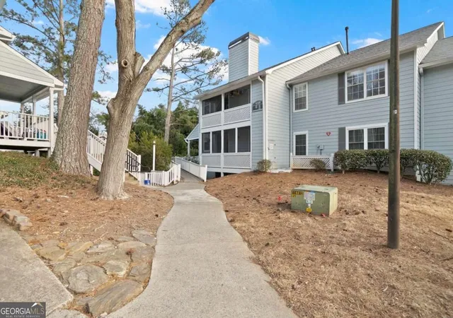 Photo 1 of Condo for sale at 4120 Riverlook Pkwy Se #203, Marietta, GA 30067 | MLS# 10841477 | Listing updated on 2026-10-03