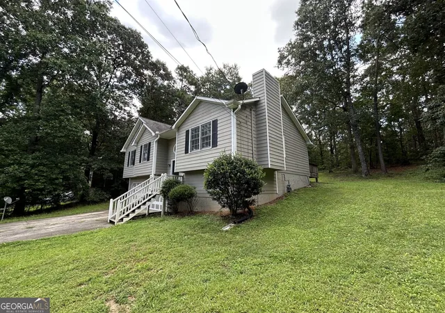 Photo 3 of Single family home for sale at 148 Dillon Dr, Douglasville, GA 30134 | MLS# 10841063 | Listing updated on 2026-09-19