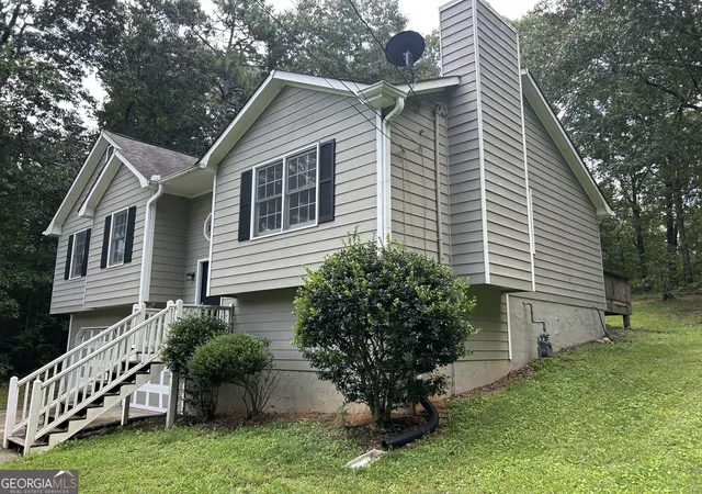 Photo 3 of Sale Pending at 148 Dillon Dr, Douglasville, GA 30134 | MLS# 10841063 | Listing updated on 2026-10-30